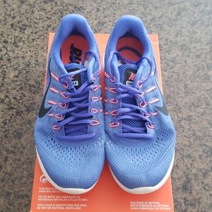 Womens Nike Lunarglide 8 Running Shoe Size 9